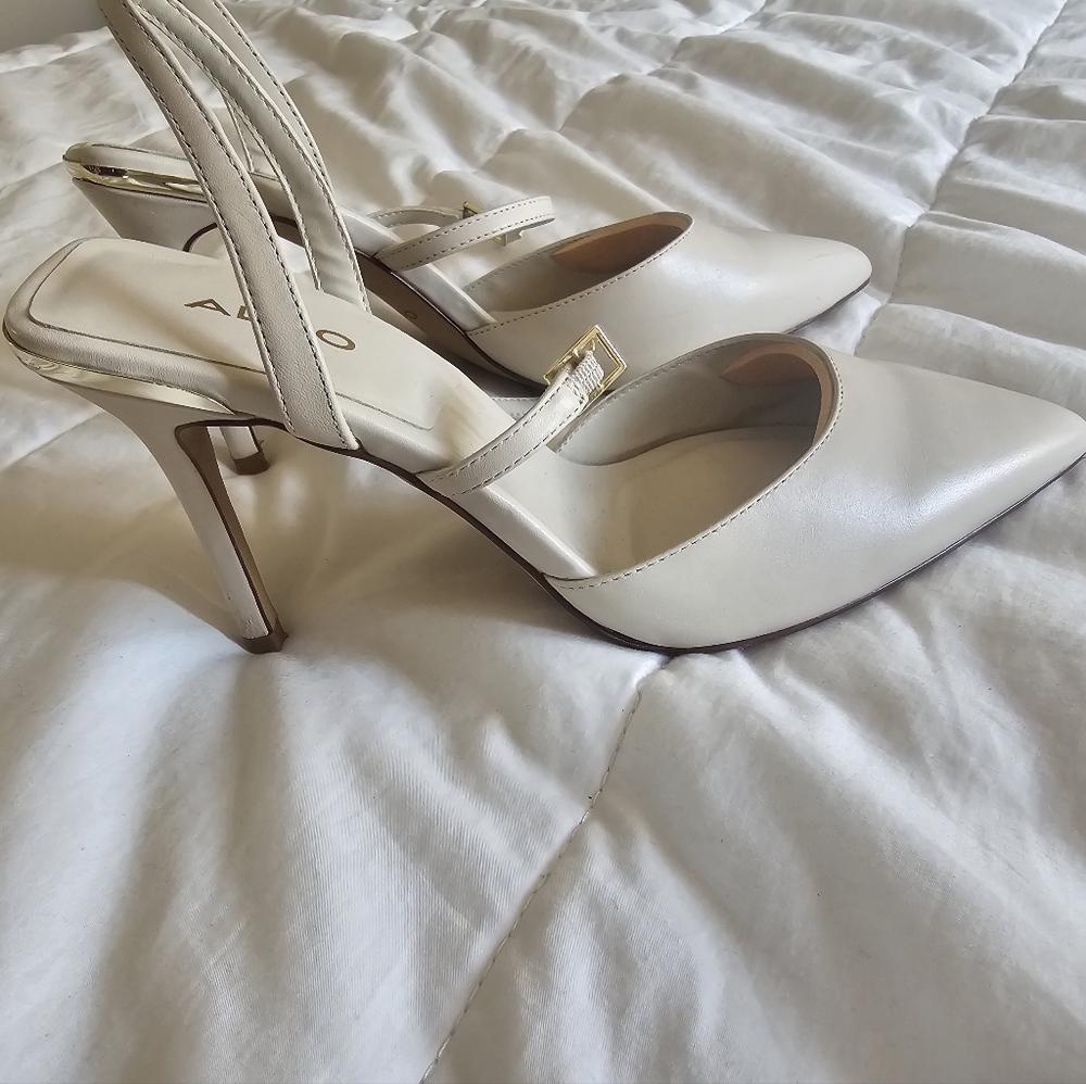 Aldo White Slingback pumps